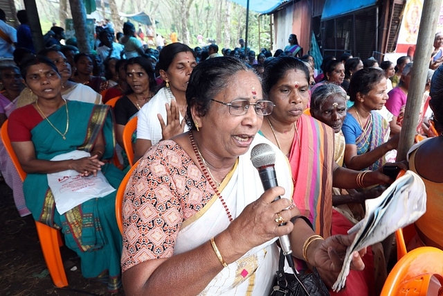 Women protesting against the judgement