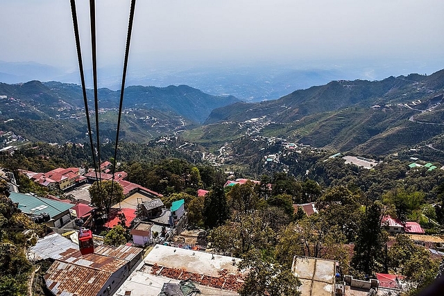 Birds-eye view of Mussourie, Uttarakhand. (Tarun802/Wikimedia Commons)