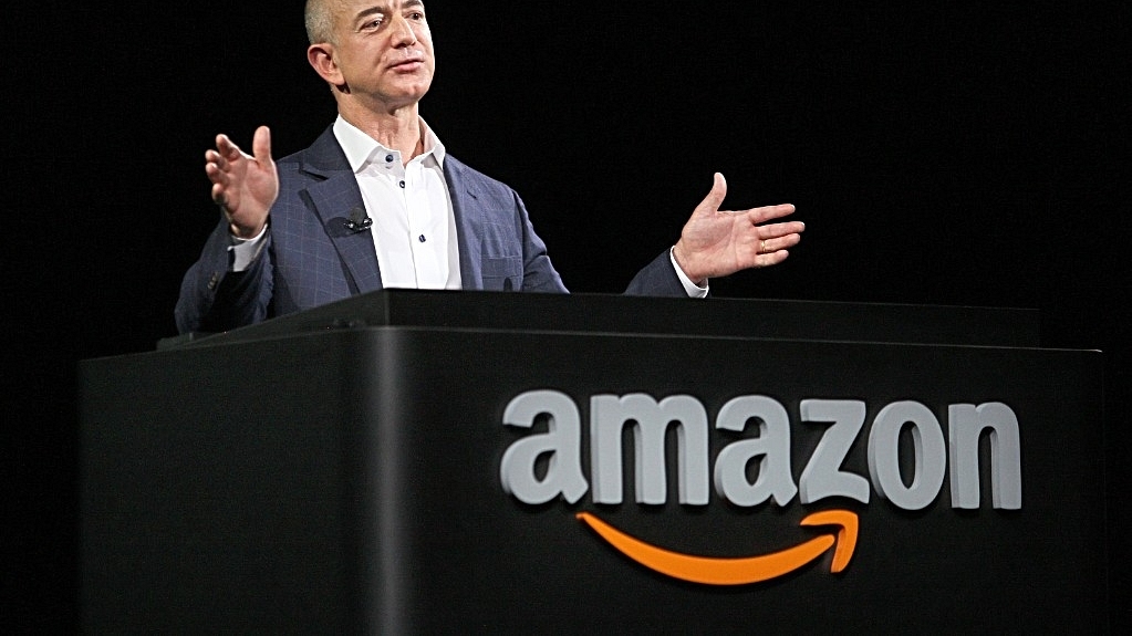  Amazon CEO Jeff Bezos Announces $1 Billion Investment To Digitise Small, Medium Businesses In India