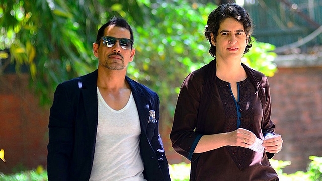 Robert Vadra with his wife Priyanka Gandhi Vadra (Priyanka Parashar/Mint via Getty Images)