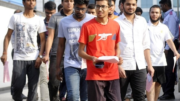  Students after appearing for JEE Advanced 2018 exam (Sunil Ghosh/Hindustan Times via Getty Images)