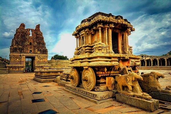 Hampi’s iconic stone chariot (Ram Nagesh Thota/Wiki Commons)