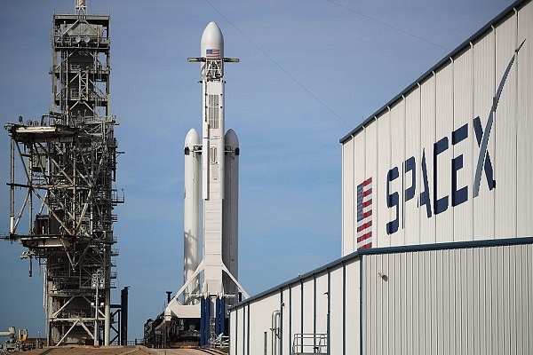 SpaceX Falcon Heavy rocket (Joe Raedle/Getty Images)