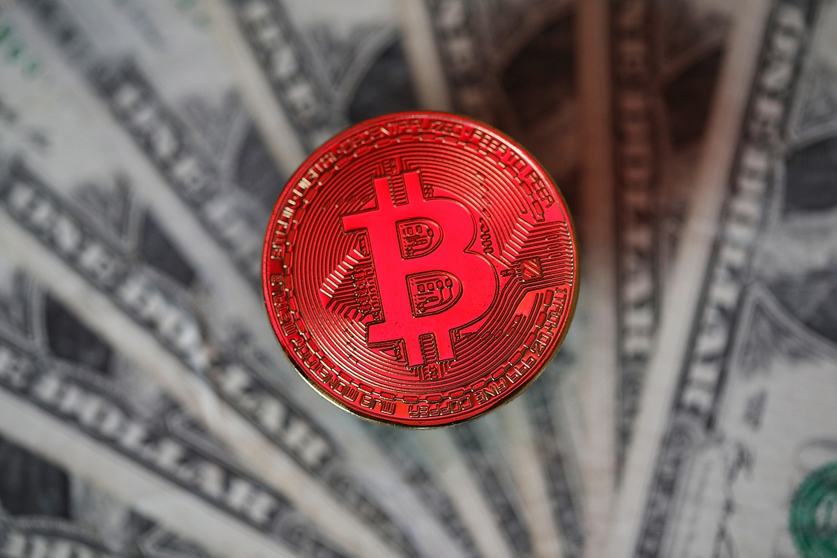 Cryptocurrency Markets Continue To Bleed: Bitcoin Falls Below US$ 5,000