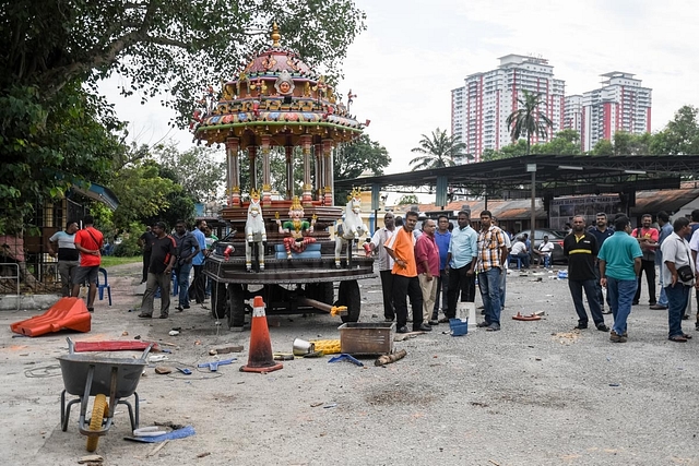 Violence has ravaged the precincts of the temple (Image: @msiainsight/Twitter)