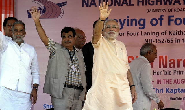 Prime Minster Narendra Modi with Union Minister of Shipping and Water Resources, Nitin Gadkari. (Gurpreet Singh/Hindustan Times via Getty Images)&nbsp;