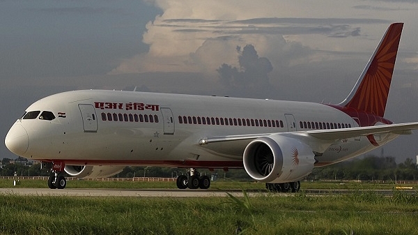 Air India’s Boeing 787 Dreamliner (Raj k Raj/Hindustan Times via Getty Images)‘