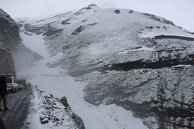 Rohtang Pass Mount in Lahaul-Spiti district (By Clintonpeter Via Wikimedia Commons)