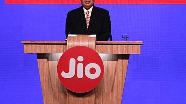 The phishing mail is structured in a way to give the impression that Reliance Jio itself is the sender. (Representative image) (Pic: Twitter)