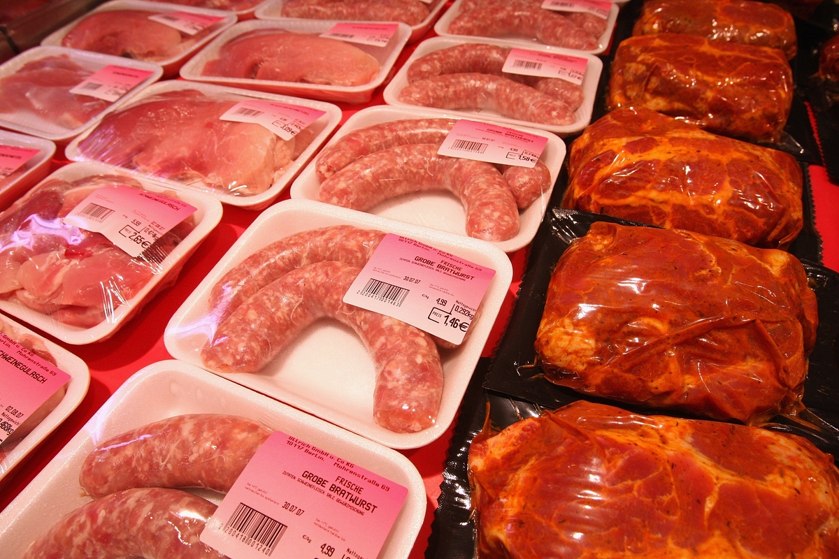A ‘Meat Tax’ On Beef, Lamb And Pork Could Save 2.2 Million Lives, $172 Billion In Healthcare Per Year: Oxford Study