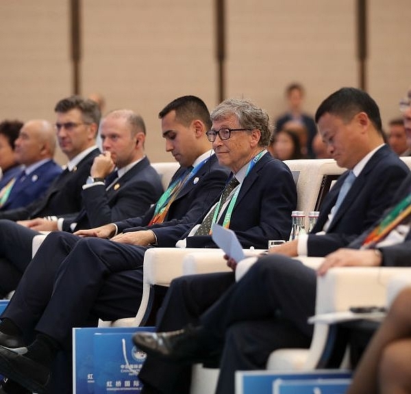 Delegates, including Bill Gates, at the expo. (Lintao Zhang/Getty Images)