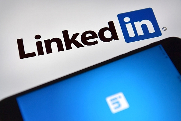 Link-Ing Via Facebook? LinkedIn Targets 18 Million Non-LinkedIn Users On Social Media Platform