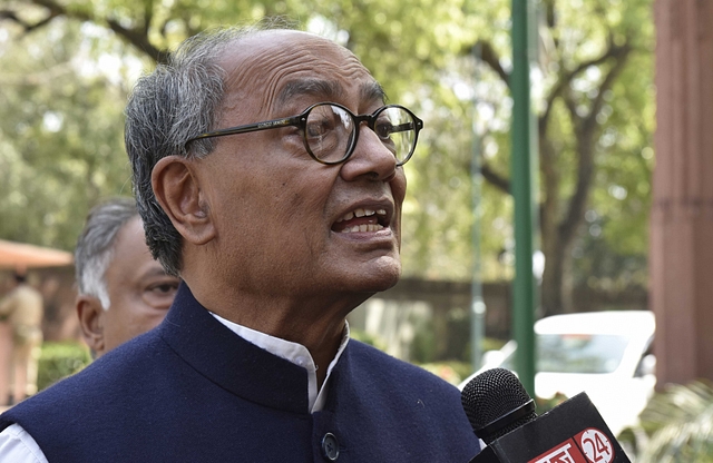 Congress leader Digvijaya Singh (Photo by Mohd Zakir/Hindustan Times via Getty Images)