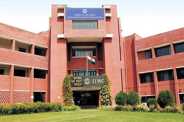 The Main Building (@IIMC1965/Facebook)