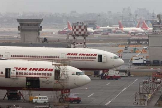 Air India aircraft parked on the tarmac of the international airport in Mumbai. (Sattish Bate/Hindustan Times via GettyImages)