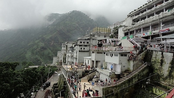 Vaishno Devi Bhawan. (Pic via Wikipedia)