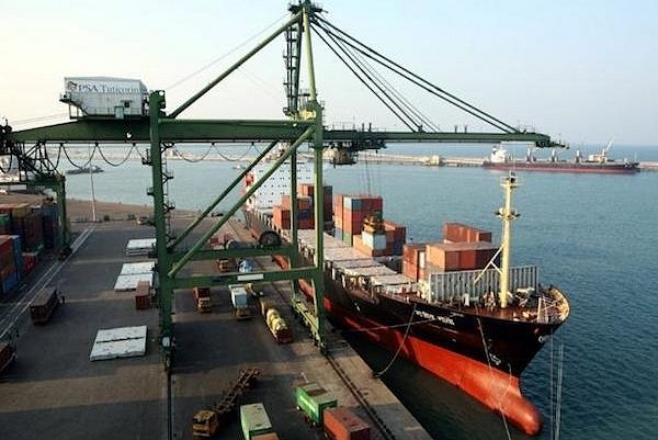 A View of Tuticorin Port (Pearljose/Wikimedia Commons)