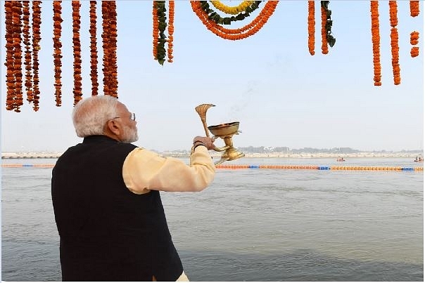 Narendra Modi in Prayagraj (@narendramodi/Twitter)