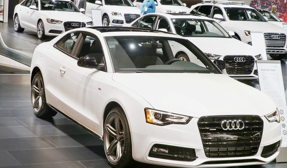 Facing A Rough Patch: Luxury Car Makers Mercedes, Audi, BMW See Sharp Dip In Sales