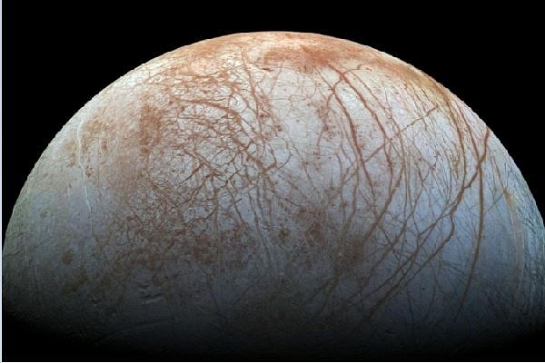 Europa (@nasa/Twitter)