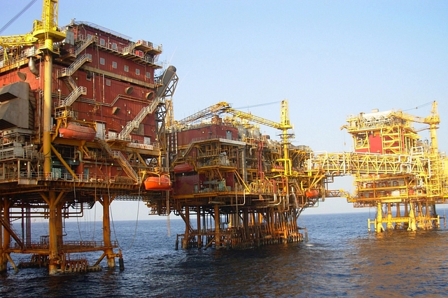 ONGC Platform at Bombay High in Arabian Sea. (Nandu Chitnis/Wikimedia)