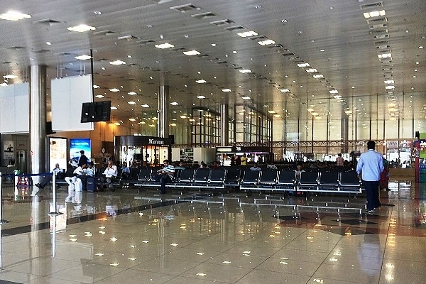 Current Pune Airport terminal (Randy Bresse/Wikimedia Commons)