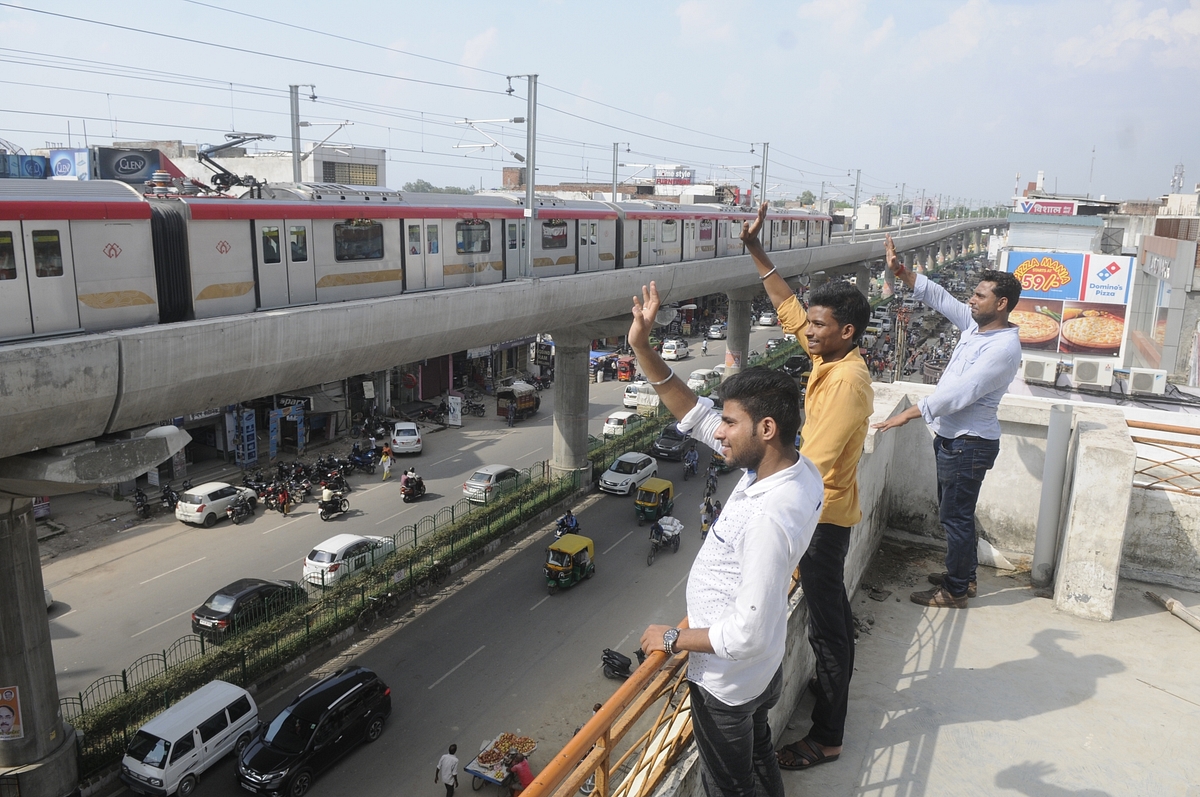 Good News For Commuters: Lucknow Metro To Run From Chaudhary Charan Singh Airport To Munshipulia From April