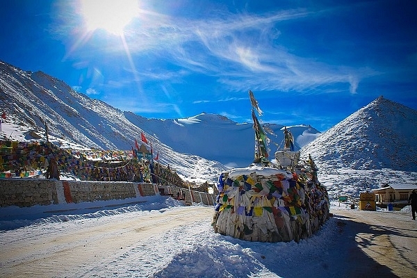 A view of the world’s highest motorable road at Khardung La Pass, Ladakh (Samson Joseph via Wikipedia)