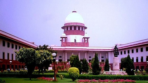 A view of the Supreme Court of India. (Legaleagle86 via Wikipedia)