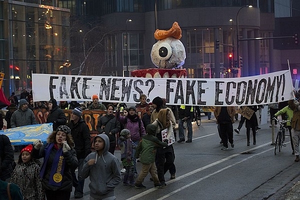 Protesters in South Minneapolis (representative image) (Fibonacci Blue via Wikimedia Commons)