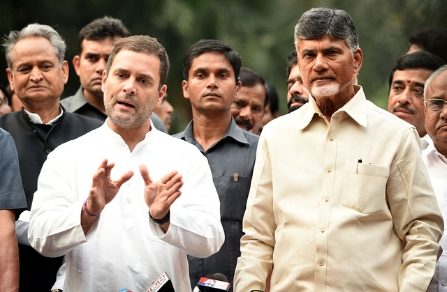 Chandrababu Naidu with Rahul Gandhi (Sonu Mehta/Hindustan Times via Getty Images)