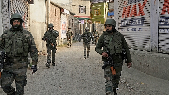 Army soldiers near an encounter site in Srinagar (Representative image) (Waseem Andrabi/Hindustan Times via Getty Images)