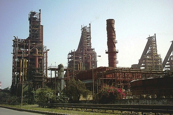 Essar Steel plant in Surat (Kailash Giri/Flickr)