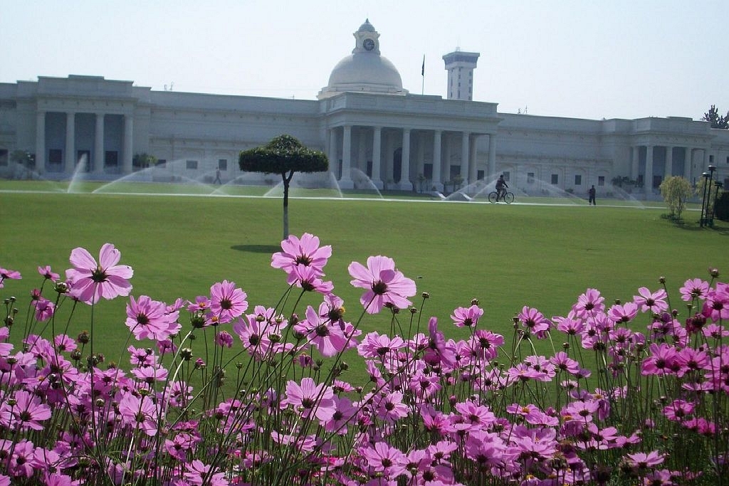  IIT-Roorkee campus (pradeepsz/Wikimedia Commons)