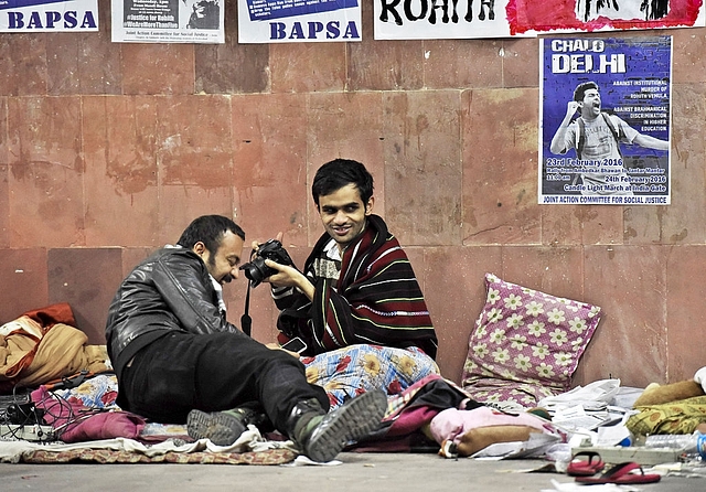 JNU student Umar Khalid on JNU campus on the night of 23 February 2016 in New Delhi. (Sanjeev Verma/ Hindustan Times via GettyImages)&nbsp;