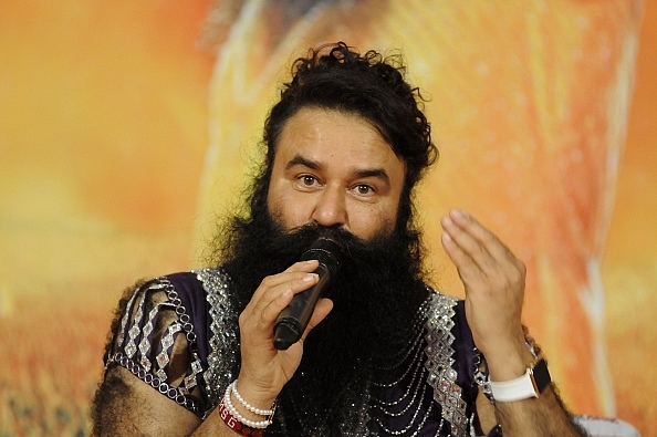 Gurmeet Ram Rahim Singh addressing the media in Gurgaon in 2016. (Photo by Parveen Kumar/Hindustan Times via Getty Images)