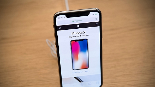 An iPhone X displayed in a UK store (Carl Court/Getty Images)