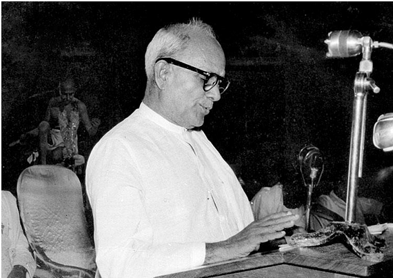 Padmanabhan addressing a public meeting. (nss.org.in)&nbsp; &nbsp; &nbsp;