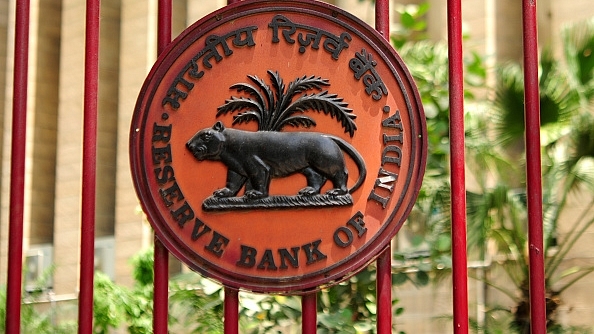 RBI’s Forex Reserves Surge To $412 Billion, All Thanks To Ingenious Dollar-Rupee Swap Programme