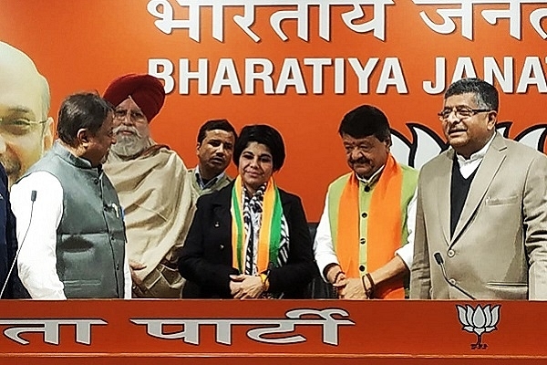 Bharati Ghosh joins BJP (Pic via Twitter)