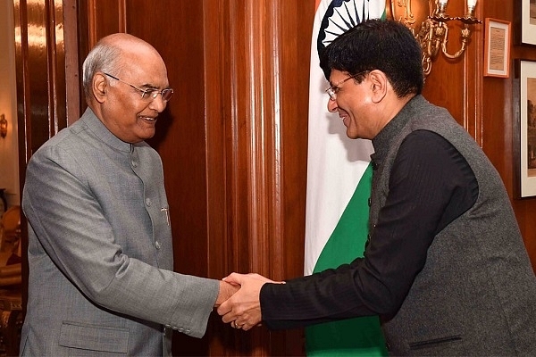 Piyush Goyal meeting President Ram Nath Kovind ahead of his budget speech (@rashtrapatibhvn/Twitter)