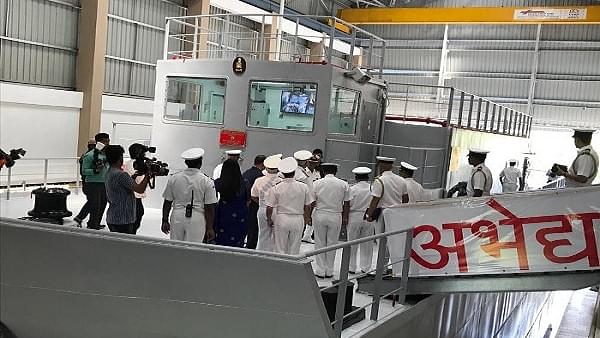 Indian Navy Bans  Smartphones, Social Media On Ships And Bases After 7 Officers Get Arrested For Spying For Pak