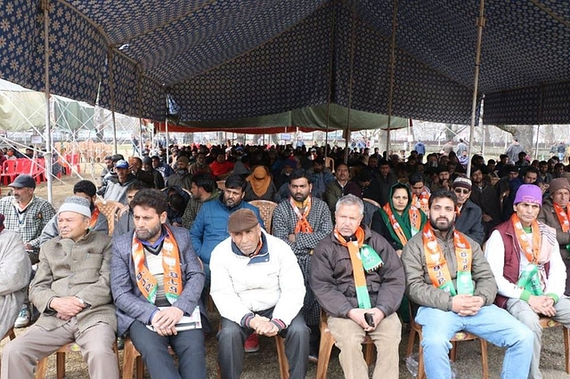 BJP workers in Srinagar (@BJP4JnK/Facebook)