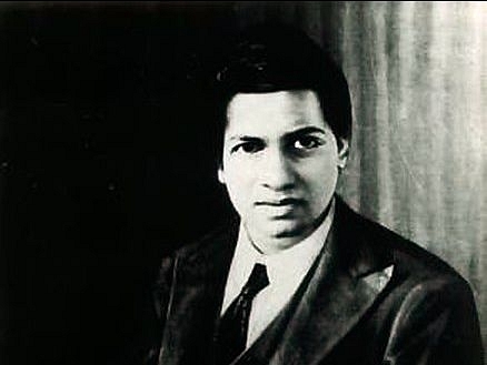 (@Srinivasa_Ramanujan/Wikimedia)