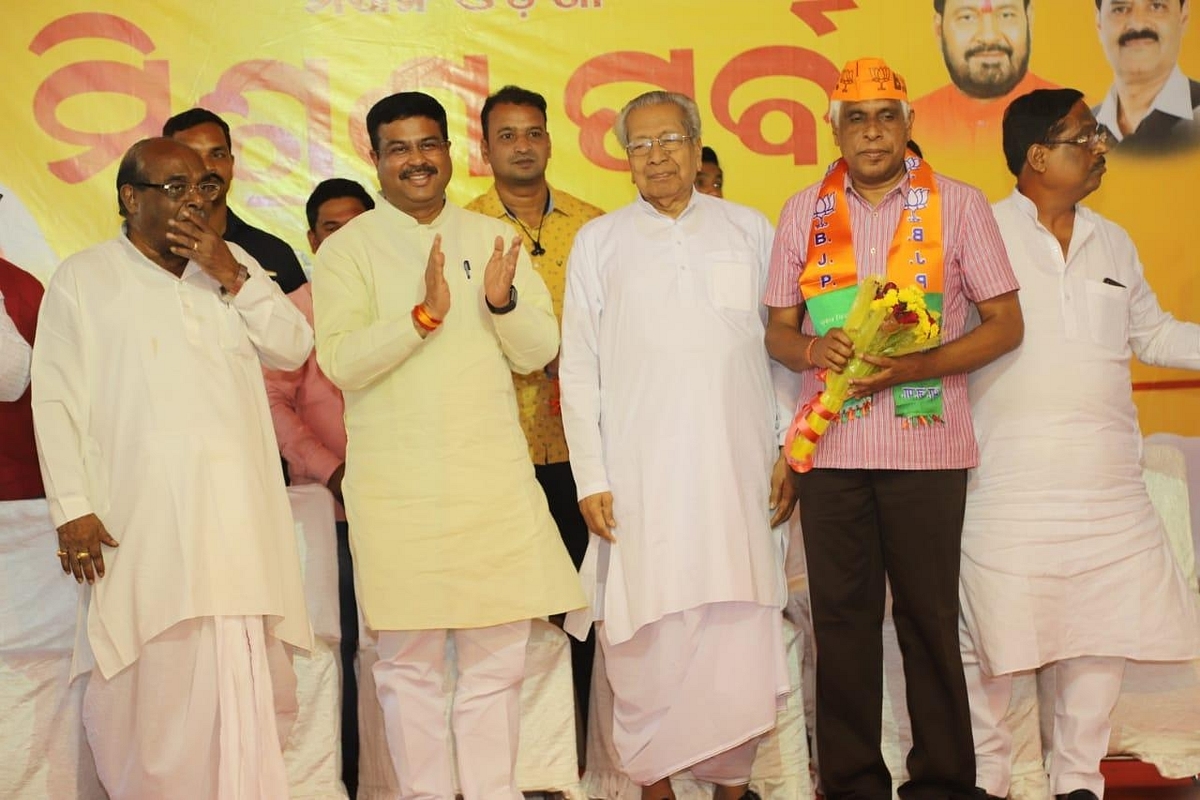 Odisha: Prakash Mishra, Former Director-General Of CRPF, Joins BJP, To Fight Poll From Cuttack Lok Sabha Seat