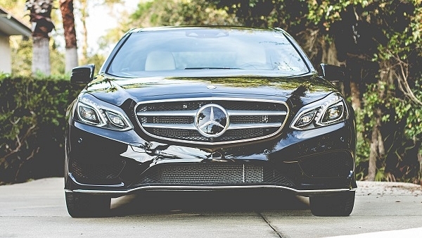 Mercedes luxury car. (Unsplash/William Stitt)