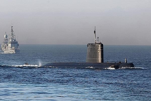 Pakistani Navy Plunges Into Crisis As Just One Of Its Submarine Remains Operational; Seeks Help From China 
