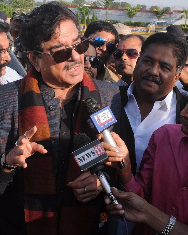  (Shatrughan Sinha Community Page/Facebook)