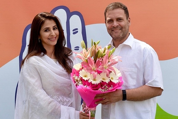 Urmila Matondkar with former Congress President Rahul Gandhi (@OfficialUrmila/Twitter)