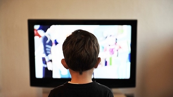 A child watching a cartoon series on television. (Pixabay/<a href="https://pixabay.com/users/mojzagrebinfo-278781/?utm_source=link-attribution&amp;utm_medium=referral&amp;utm_campaign=image&amp;utm_content=403582">Vidmir Raic</a>)